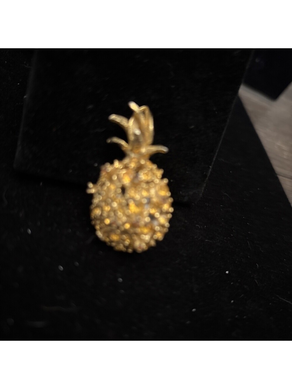 Beautiful Whimsy  Alice Caviness Vintage Rhinestone  Pineapple Brooch!